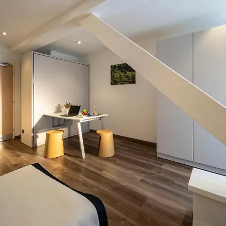 بيت شباب Ciarus *