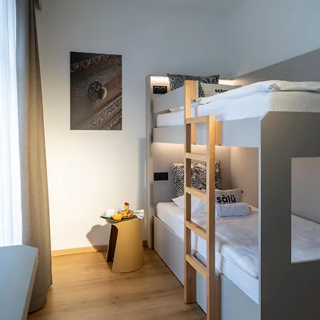 ホステル Ciarus ストラスブール