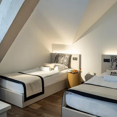 Ciarus Hostel