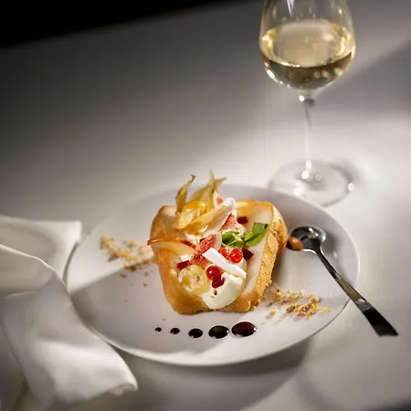 بيت شباب Ciarus