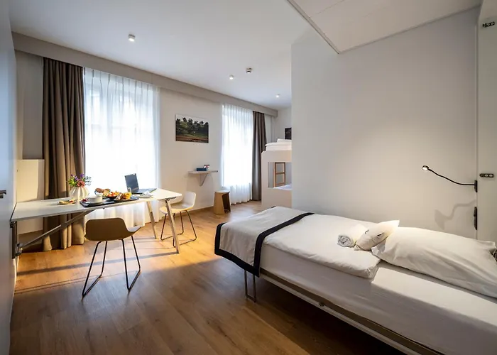 Hostel Ciarus *